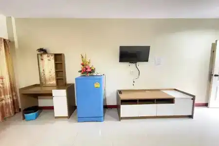 P and P Place - 30