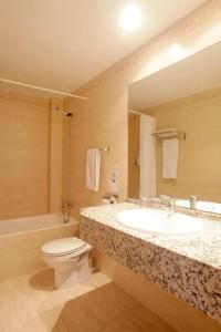 & Apartamentos Casablanca - 16