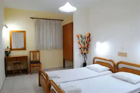 Nikos 2 Studios & - 1
