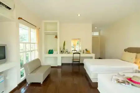 Makathanee - 3