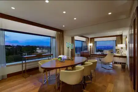 Conrad Istanbul Bosphorus - 9
