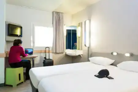 ibis budget Paris Porte De Montmartre - 32