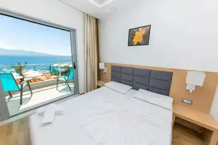 Saranda Palace - 88