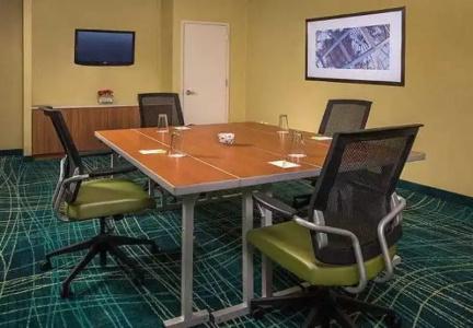 SpringHill Suites by Marriott New York LaGuardia Airport - 18