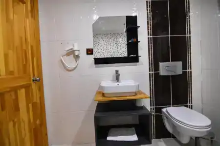 Sandal Otel - 7