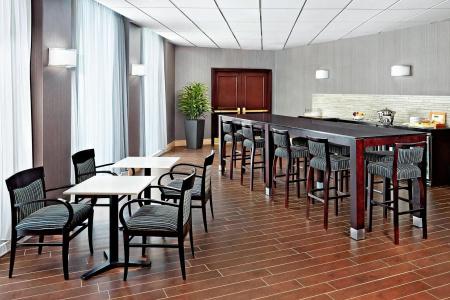 Sheraton Montreal Airport - 66