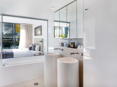 Peppers Broadbeach - 90