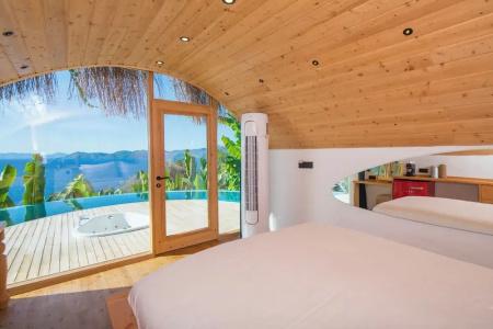 Seaview Faralya - 90