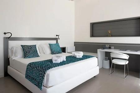 Caportigia Boutique - 96