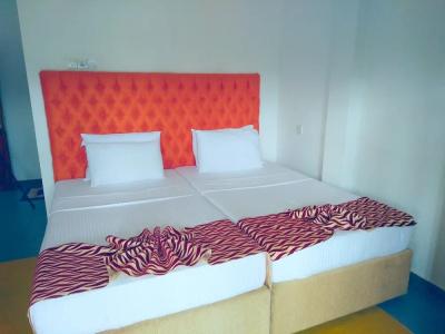 Ocean Bay Surf Resort Weligama - 1