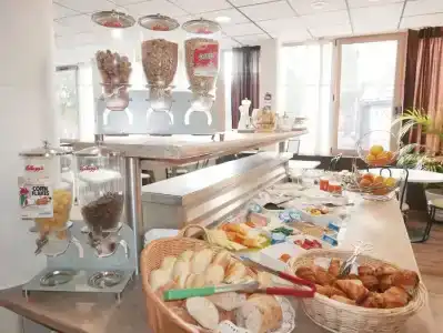 Best Hôtel Lille - 12