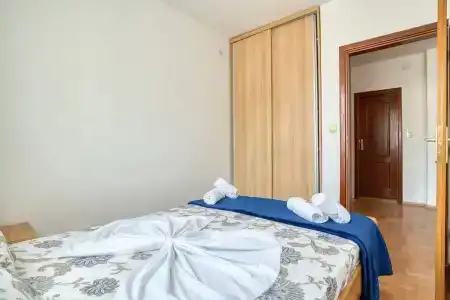 Elena - 282