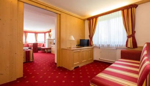 Cristina - 88