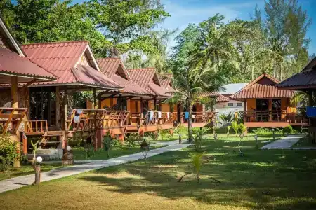 Lanta Pearl Beach Resort - 90