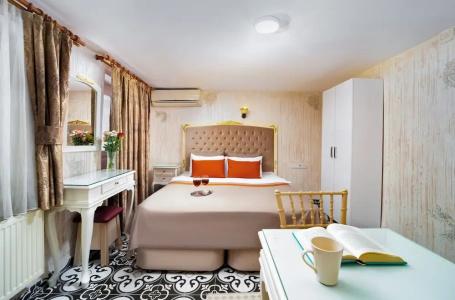 Alhambra Apart - 100