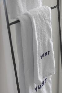 Yust Liege - 16