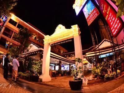 Silom Village Inn - 22