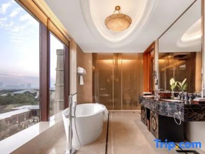 East Tai Lake Grand - 32