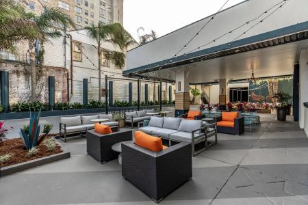 St Charles Coach House, Ascend Collection - 29