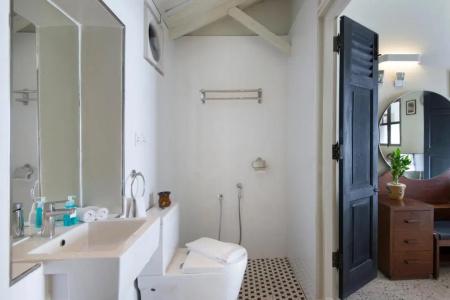 Noordin Mews - 50
