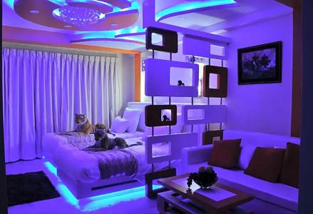 Royal Penguin Boutique & Spa - 71