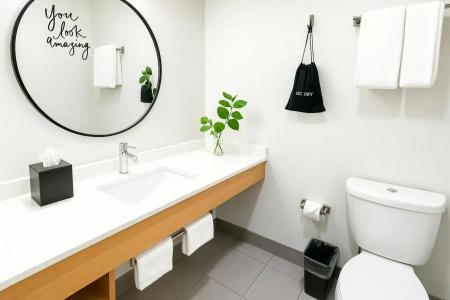 Ramada by Wyndham Los Angeles/Downtown West - 42