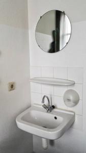 Rembrandt Square - 8