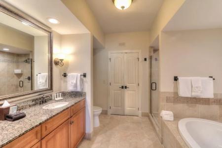 RiverStone Resort & Spa - 197