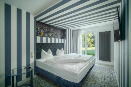SL'otel im Parforcehaus - 50
