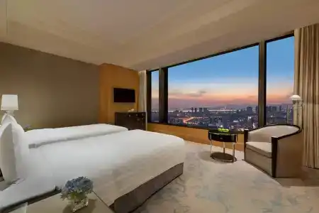 Shangri-La Nanjing - 8