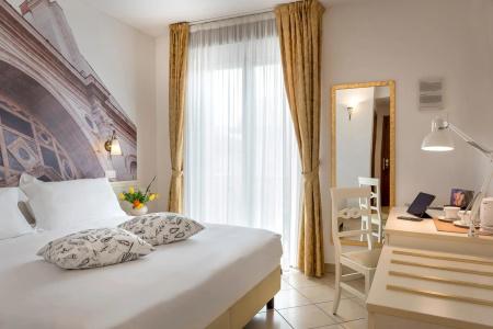 Sovrana & Spa - 3