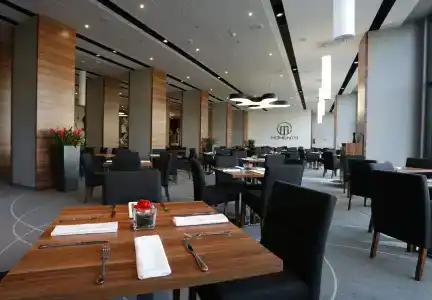 Warsaw Plaza - 24