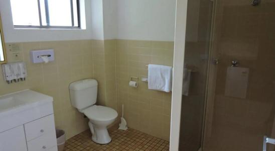 Country 2 Coast Motor Inn - 9