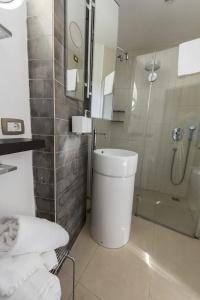 Marina 10 Boutique&Design - 15