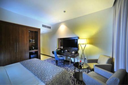 Ramada Abu Dhabi Corniche - 23