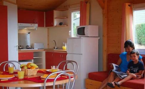 Lagrange Grand Bleu Vacances – Résidence Les Pescalunes - 17