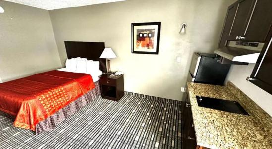 SureStay Plus by Best Western Medical Center - 54
