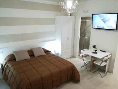 Guest House Via Marina B&B - 18
