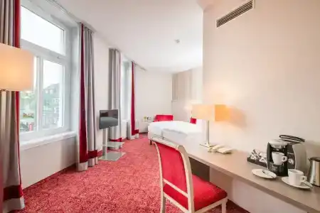 Bielefelder Hof - 51