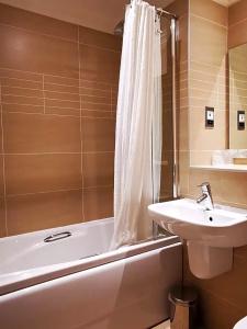 Frederick House - 53