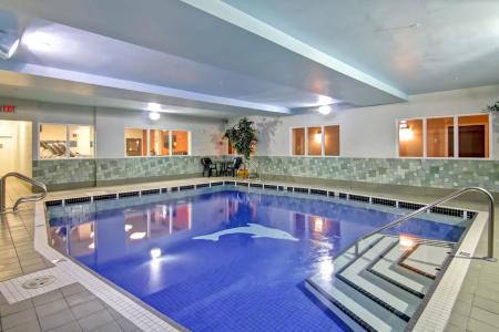 Hampton Inn & Suites by Hilton-Airport - 17