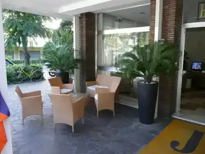 Majorca con Ristorante in Centro a Riccione - 15