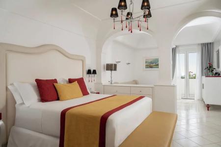 Eden Roc Suites - 382