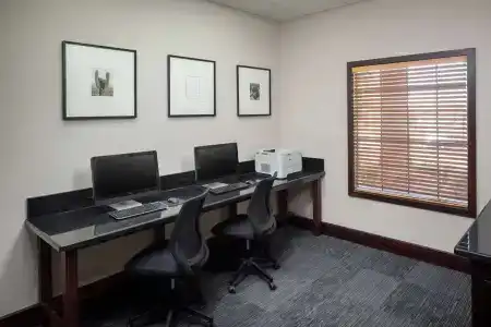 Best Western Tucson Int'l Airport & Suites - 10