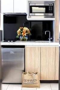 Seahaven Noosa Beachfront - 16