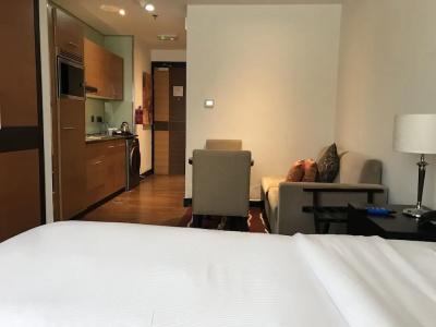 DoubleTree by Hilton and Residences Dubai – Al Barsha - 54