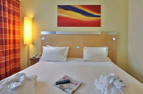 Best Western Palace Inn - 14