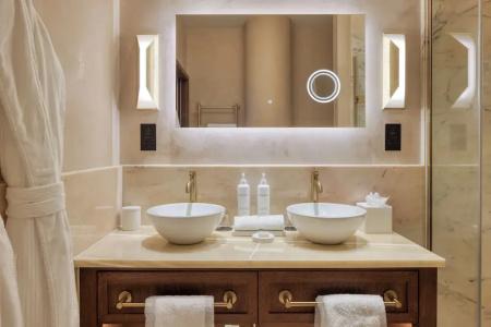 The Trafalgar St. James, London Curio collection by Hilton - 75