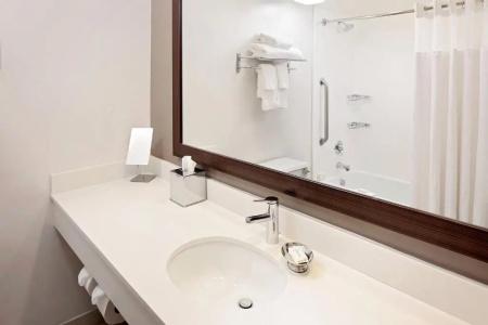 Courtyard by Marriott Fort Lauderdale North/Cypress Creek - 27
