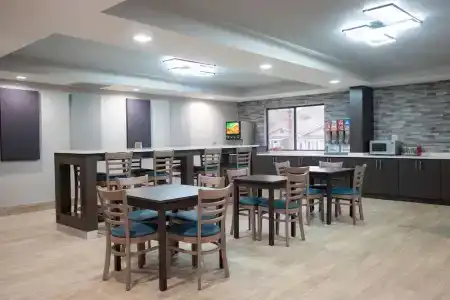 Admiral's Inn on - 26